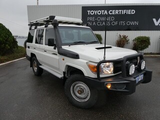 2012 TOYOTA LANDCRUISER WORKMATE (4x4) 4D WAGON (French Vanilla) Pre-Owned Car Thumbnail